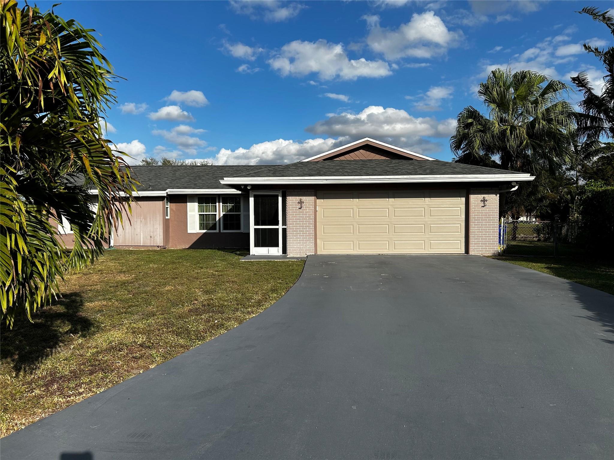 102 New Kent Ct