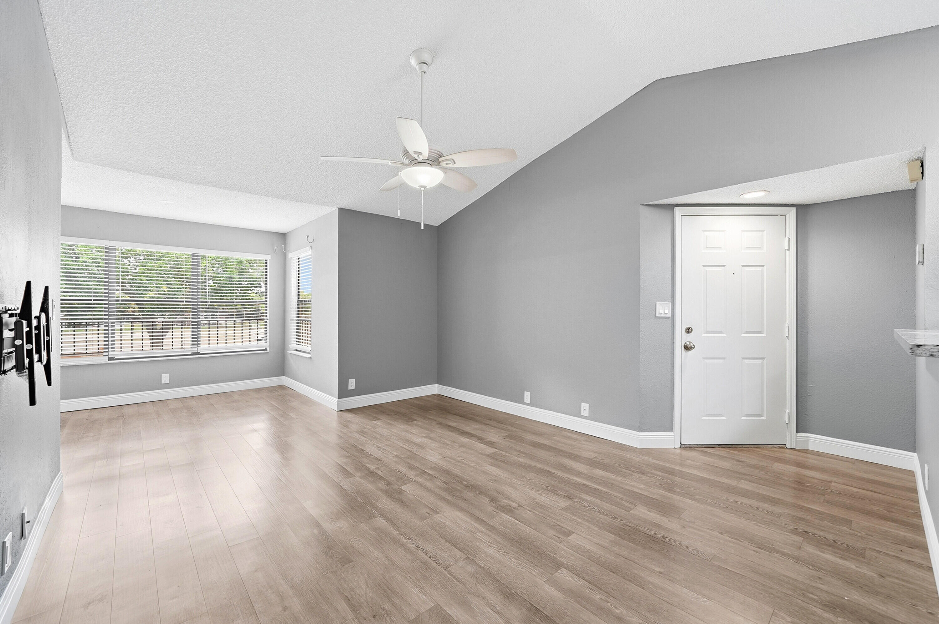 SUNDANCE AT DAVIE CONDO - Residential