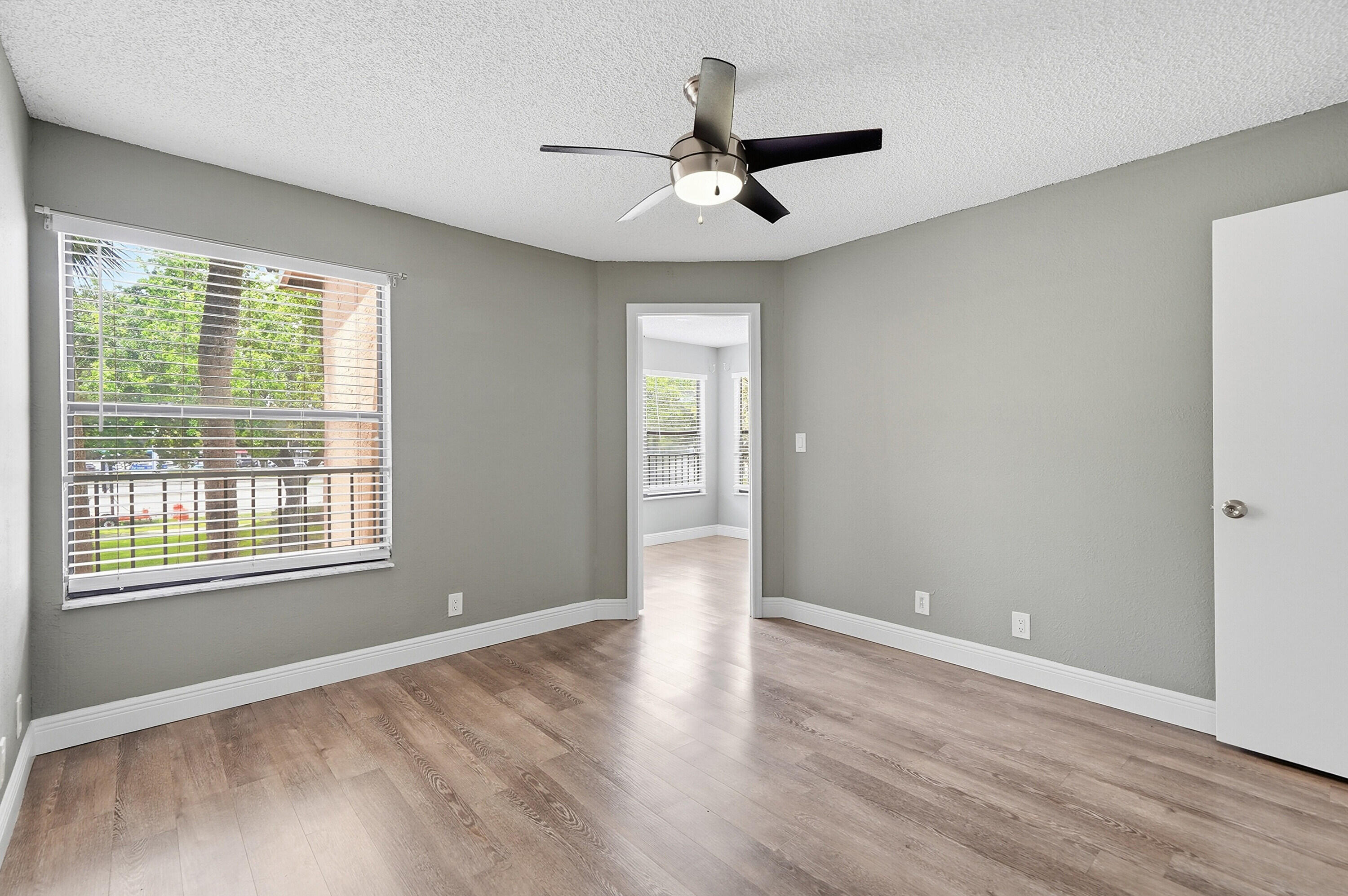 SUNDANCE AT DAVIE CONDO - Residential