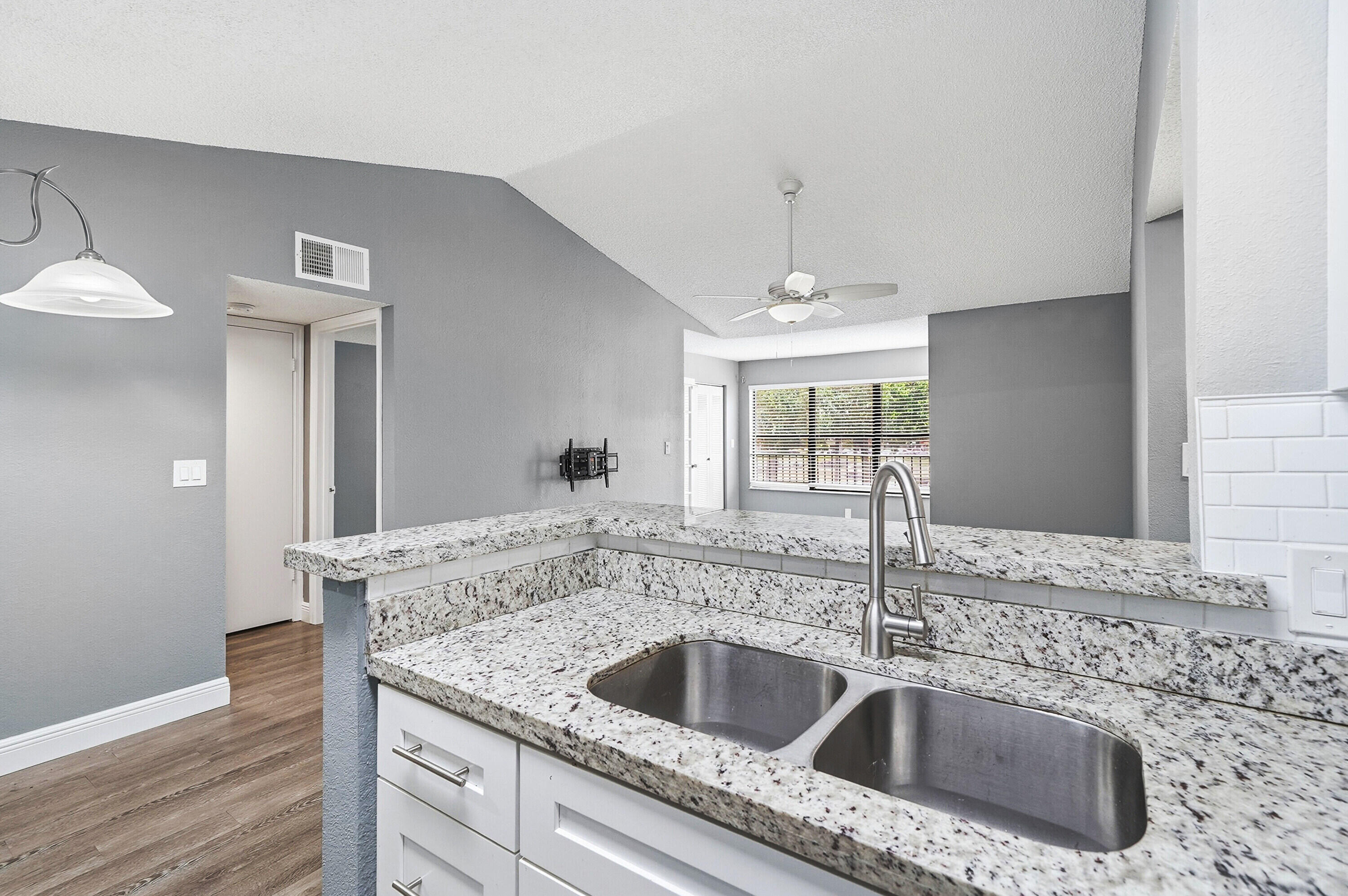 SUNDANCE AT DAVIE CONDO - Residential