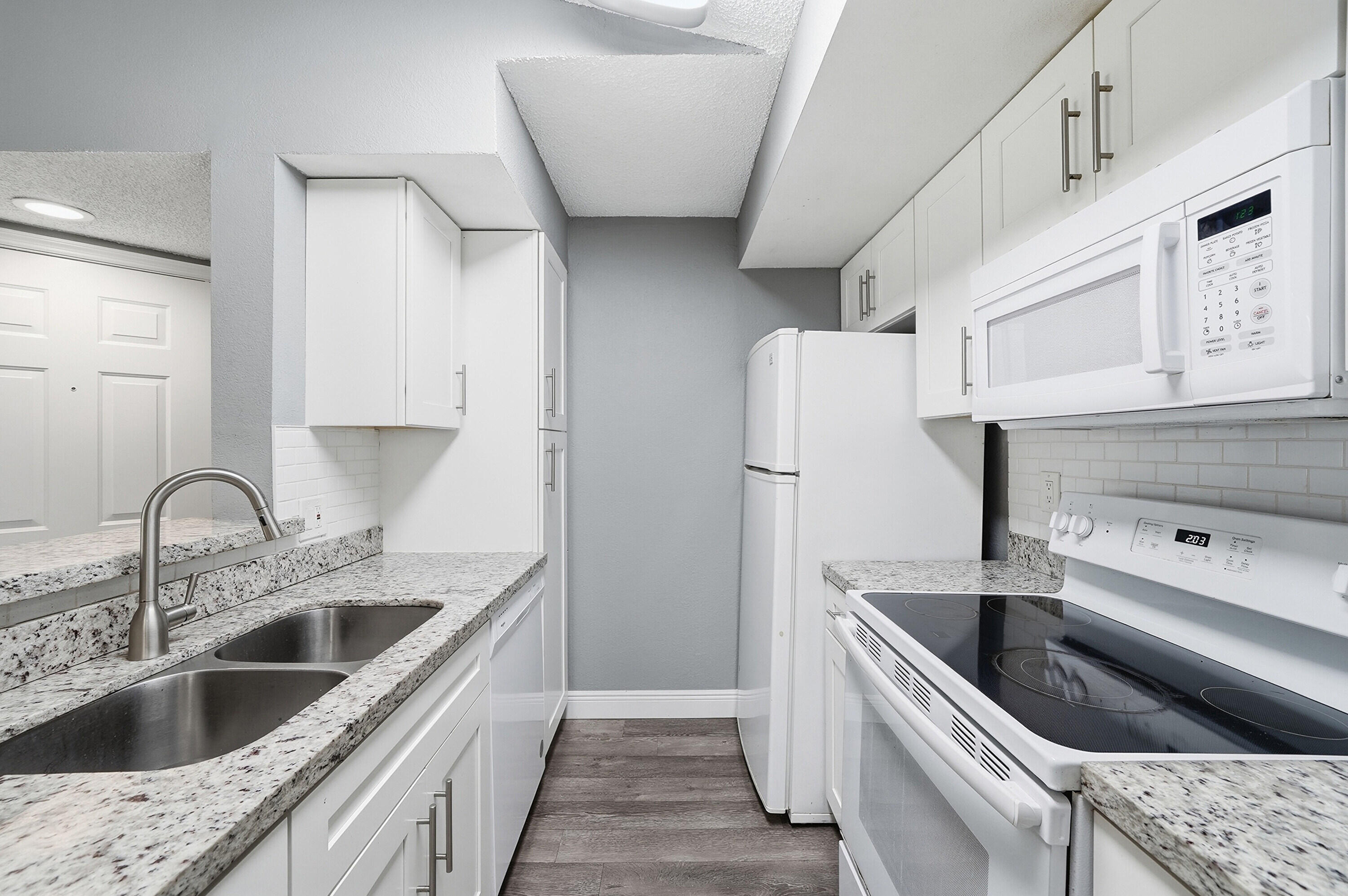 SUNDANCE AT DAVIE CONDO - Residential