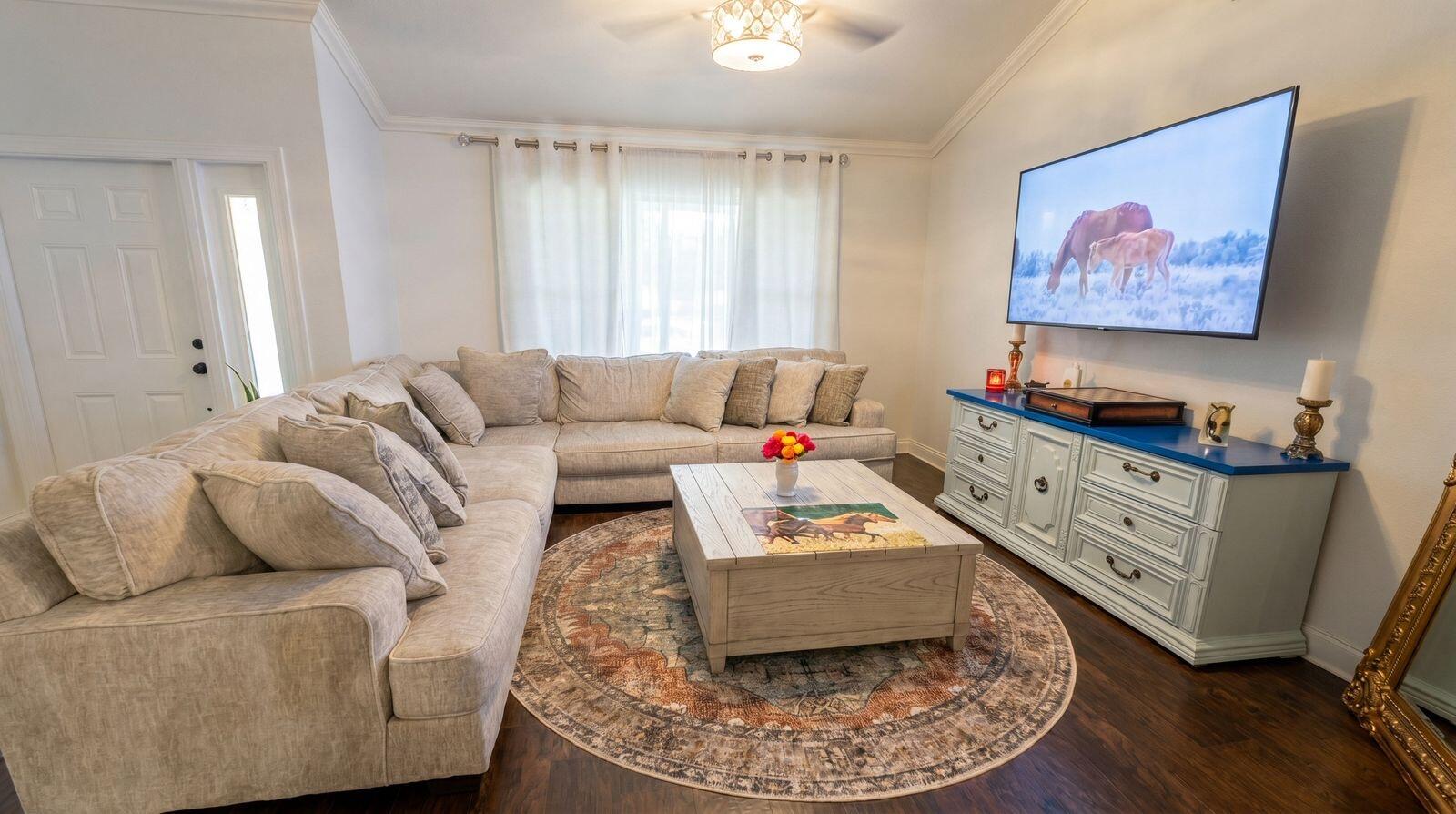 1532 PRIMROSE Lane