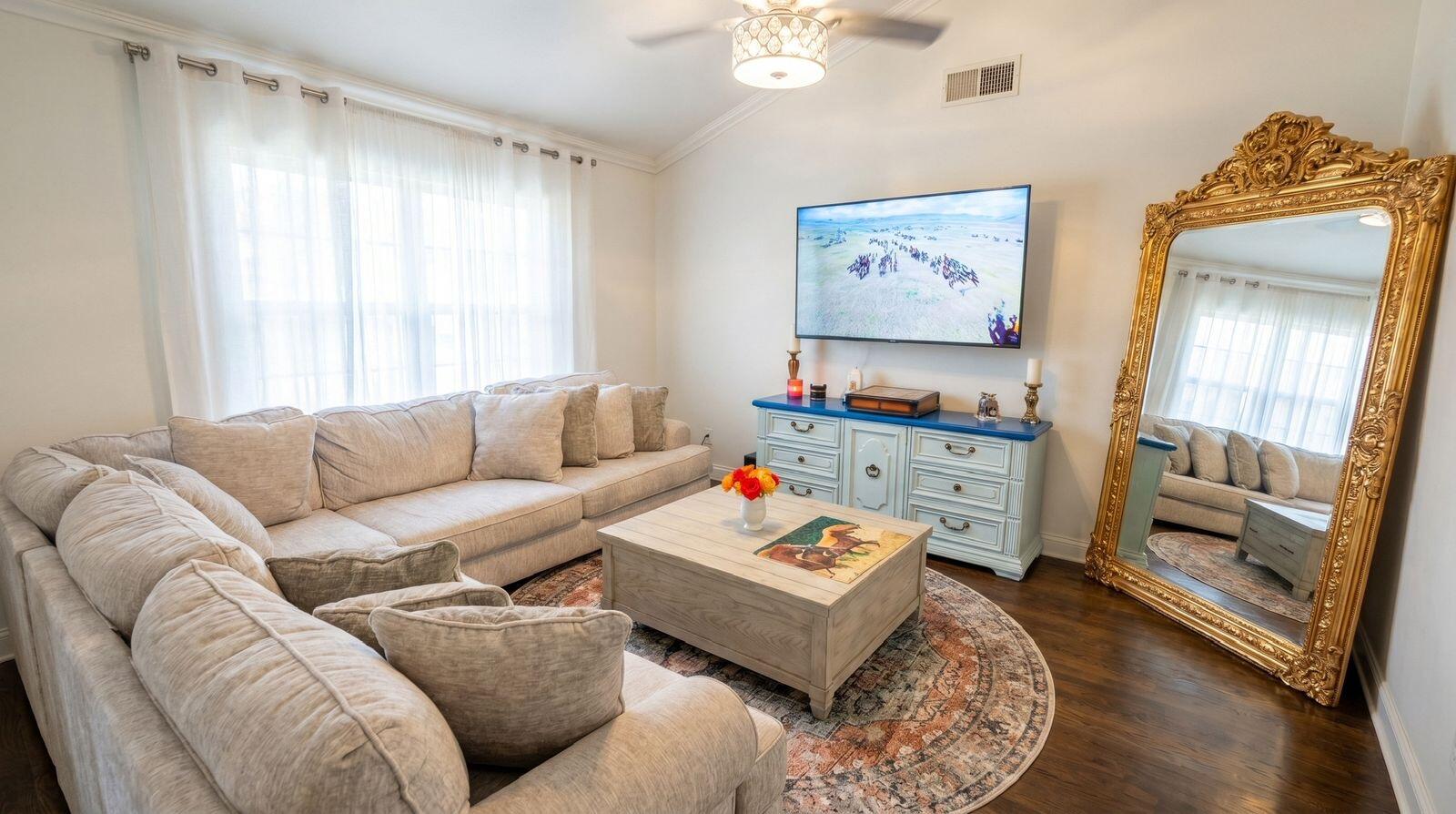 1532 PRIMROSE Lane