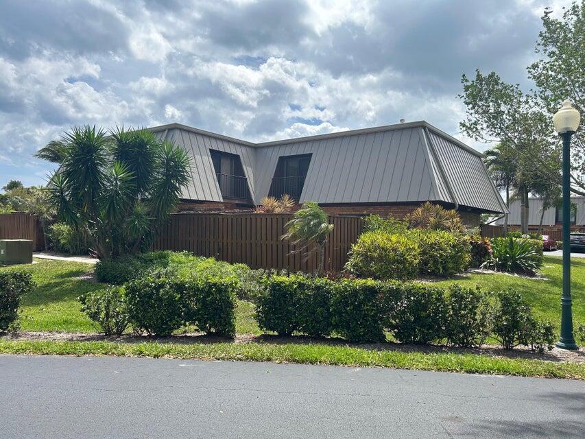 JUPITER I - Residential Lease