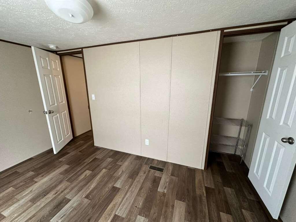 LAR-KEE LAKE - Residential