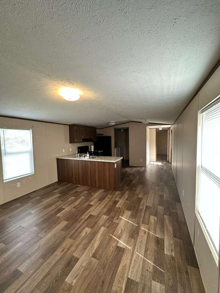 LAR-KEE LAKE - Residential