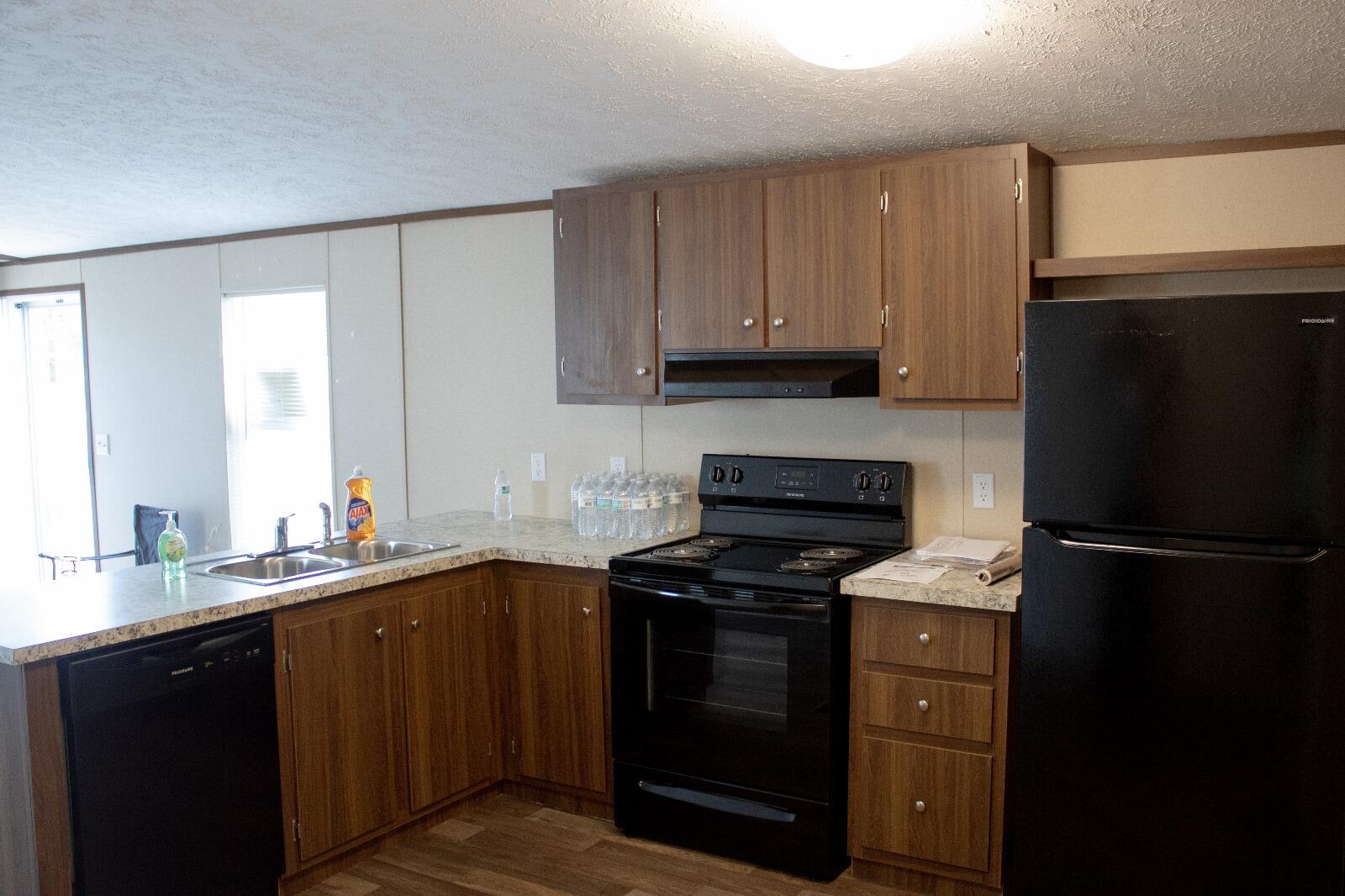 LAR-KEE LAKE - Residential