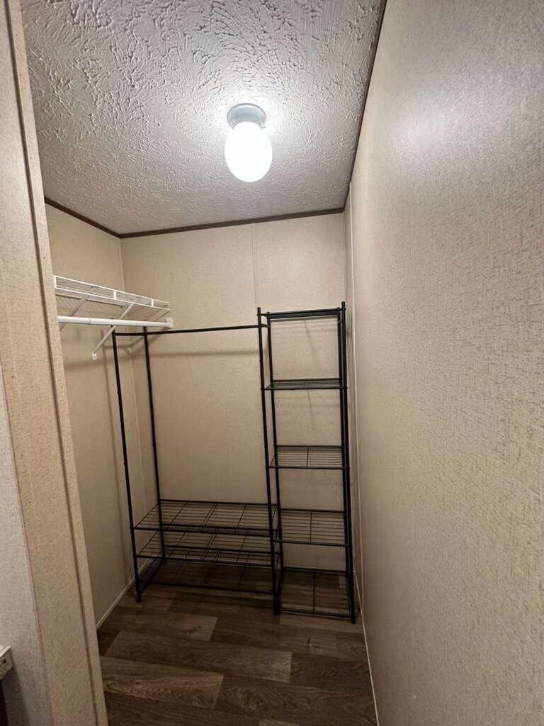 LAR-KEE LAKE - Residential