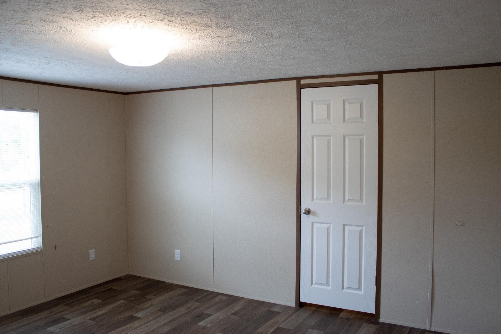 LAR-KEE LAKE - Residential