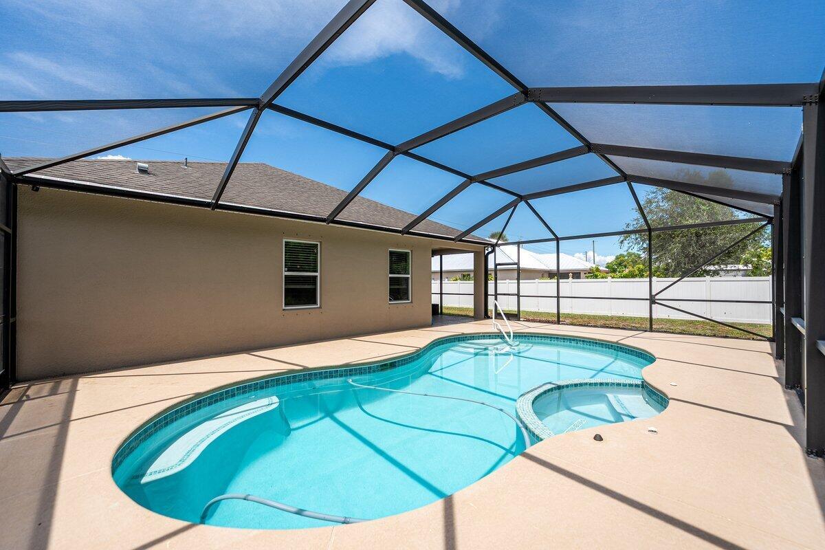 PORT ST LUCIE SECTION 40 - Residential