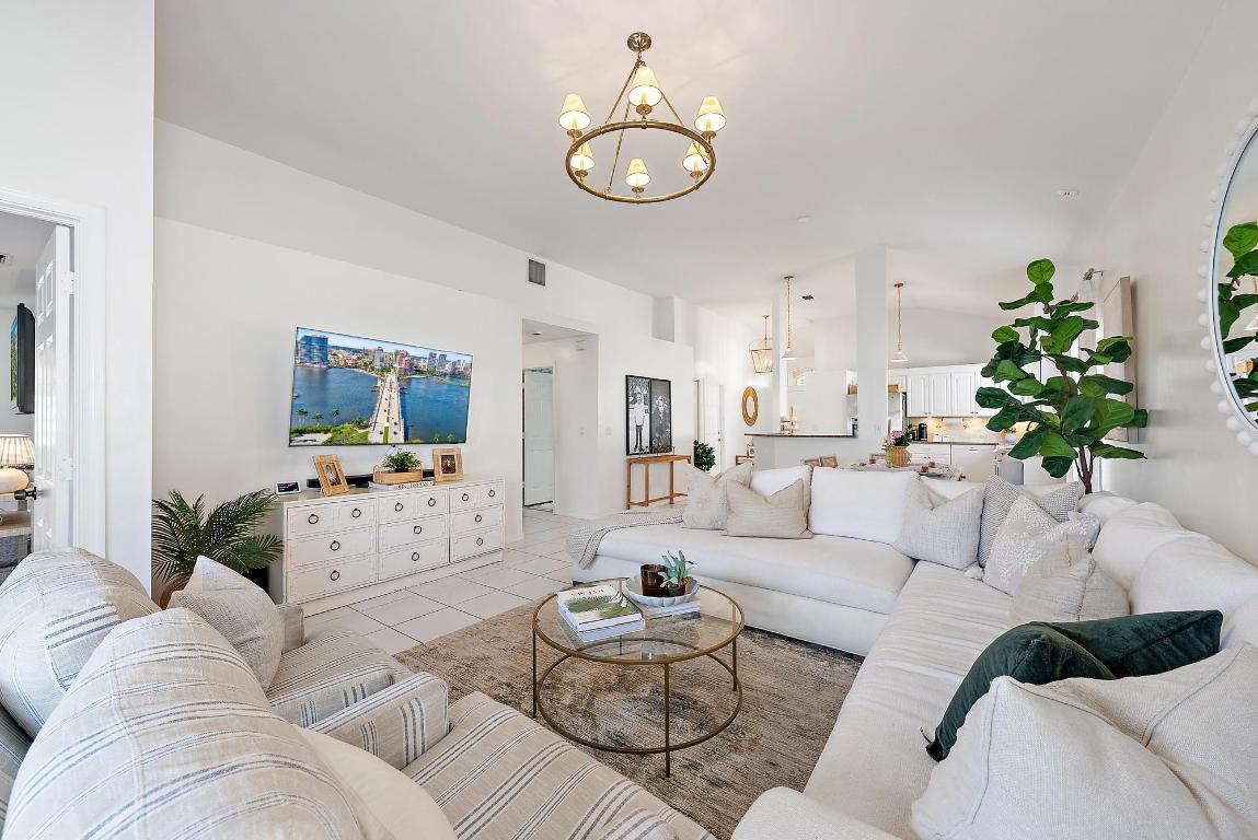 WOODBINE PAR E - Residential