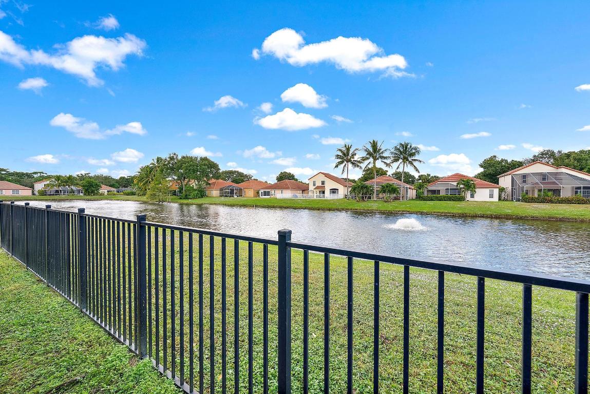 WOODBINE PAR E - Residential