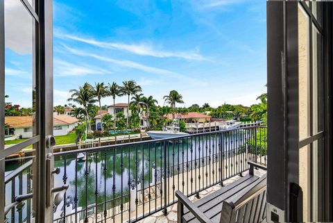 Tiny photo for 520 NE Waterway Lane, Boca Raton, FL 33432 (MLS # B26010942)