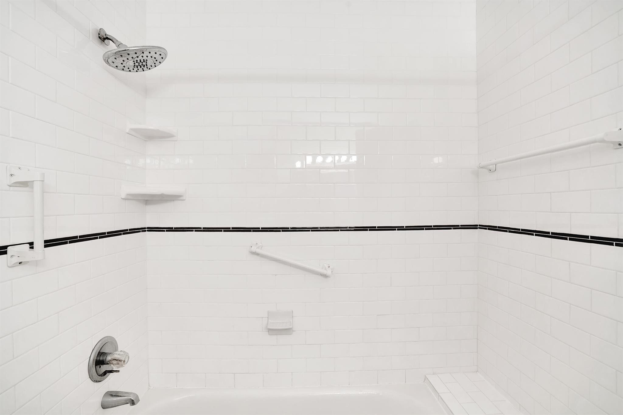 PALM GREENS AT VILLA DEL RAY CONDO I - Residential