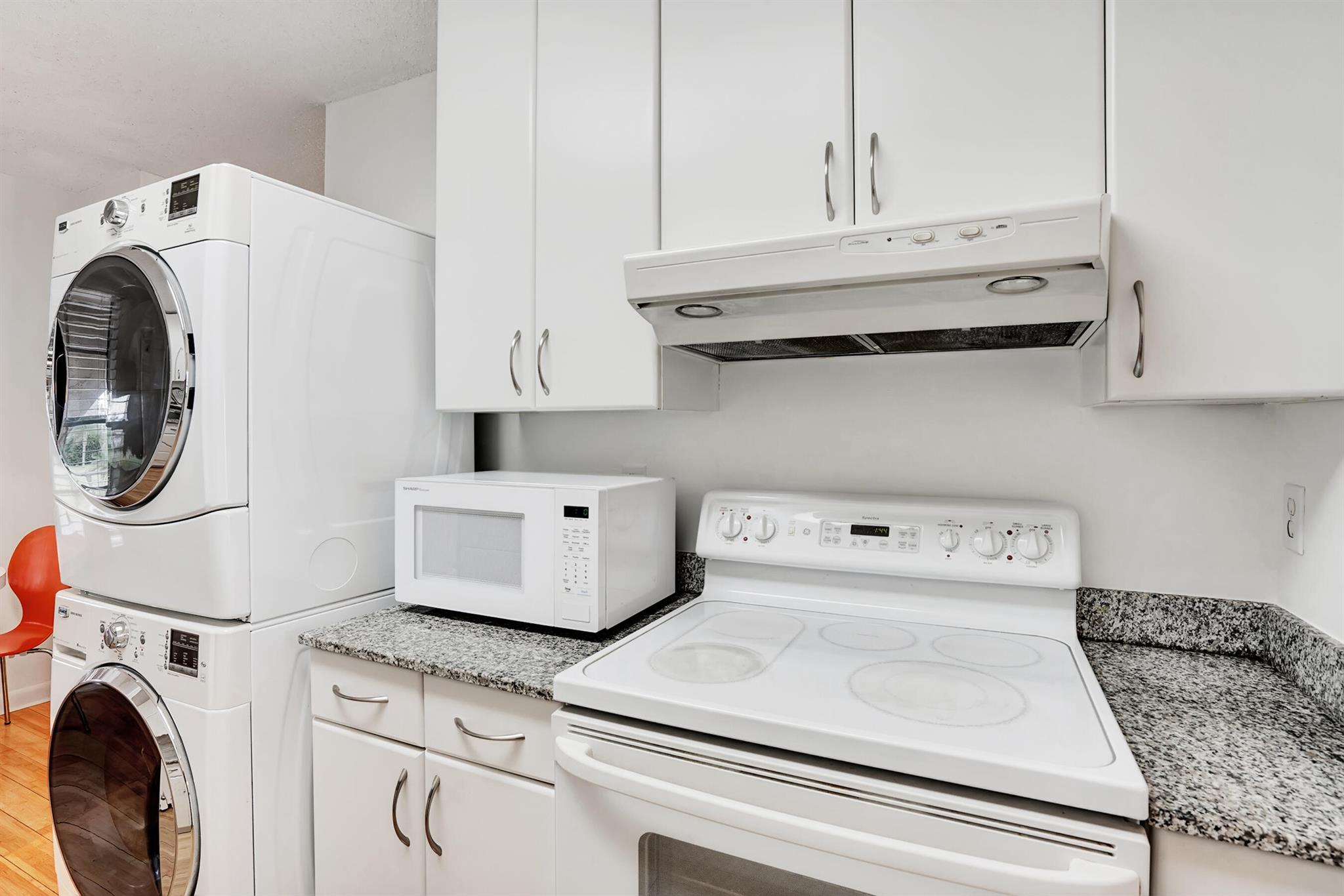 PALM GREENS AT VILLA DEL RAY CONDO I - Residential