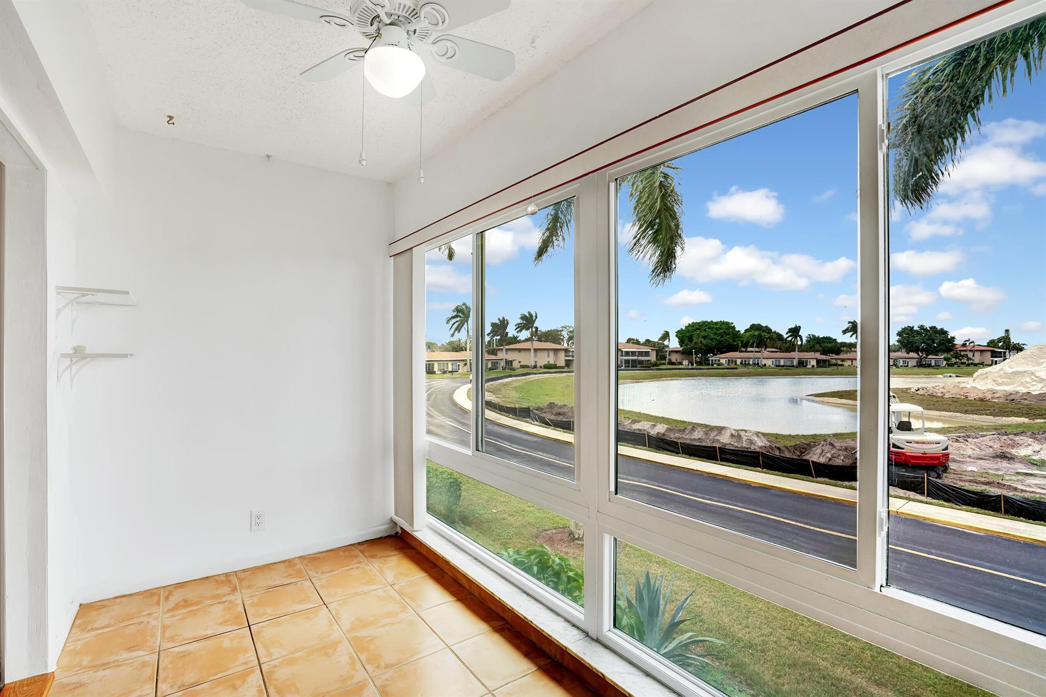 PALM GREENS AT VILLA DEL RAY CONDO I - Residential