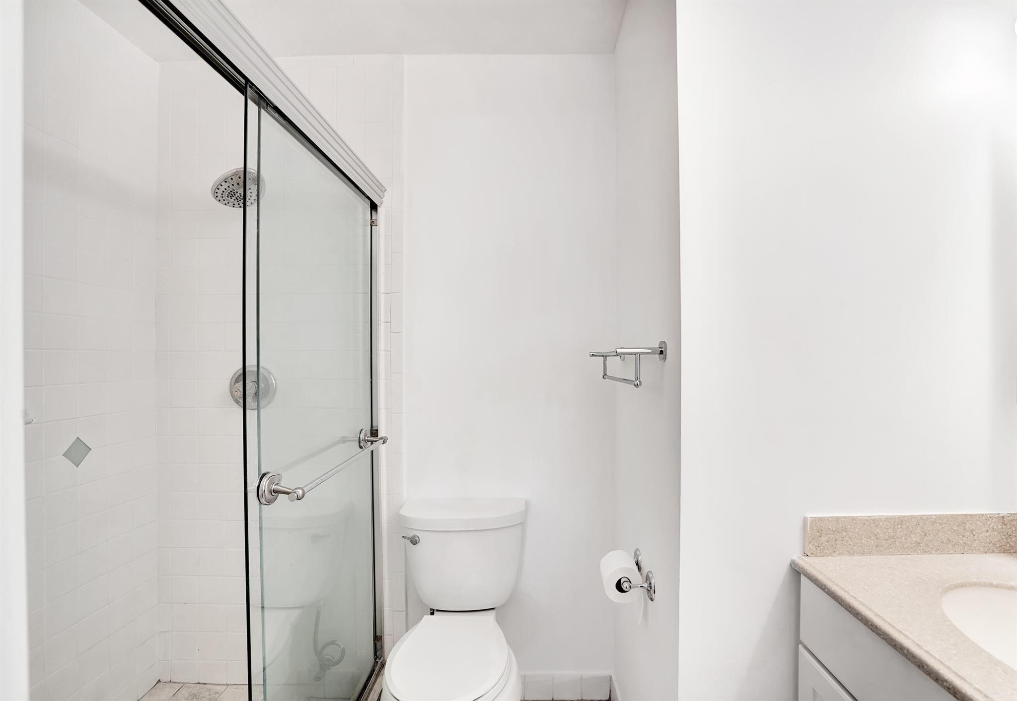 PALM GREENS AT VILLA DEL RAY CONDO I - Residential