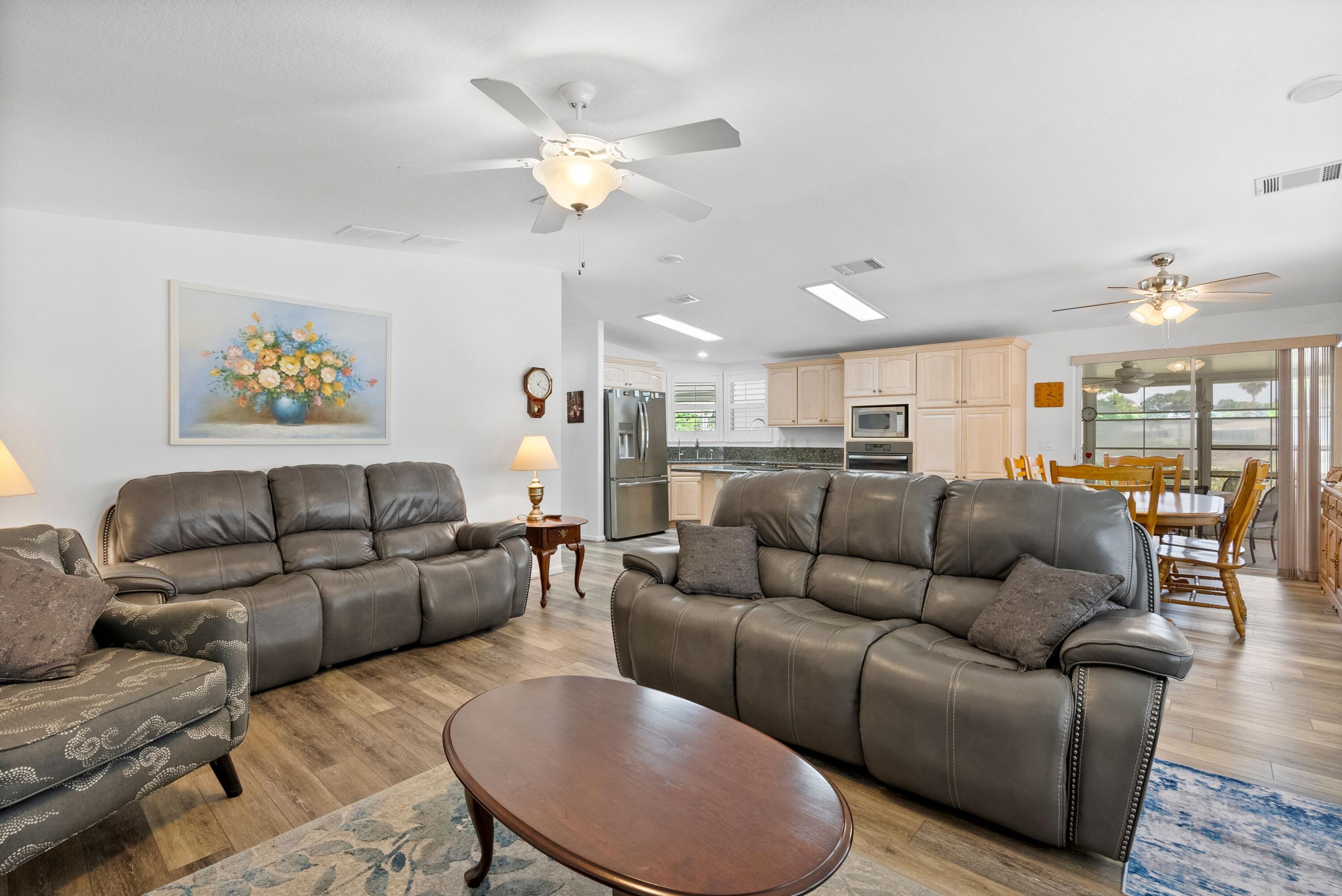 EAGLE RETREAT AT SAVANNA CLUB - Residential