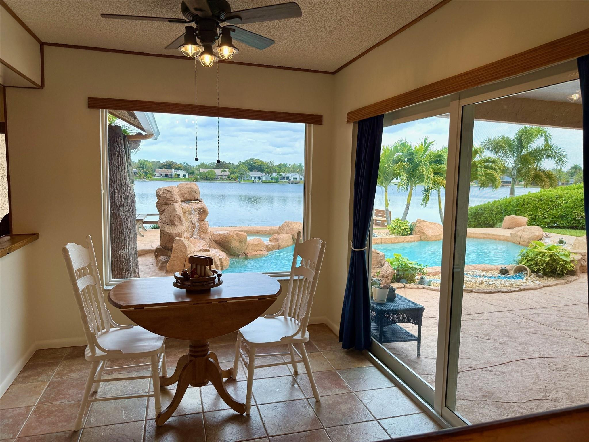 Cooper City Lake Estates - Residential