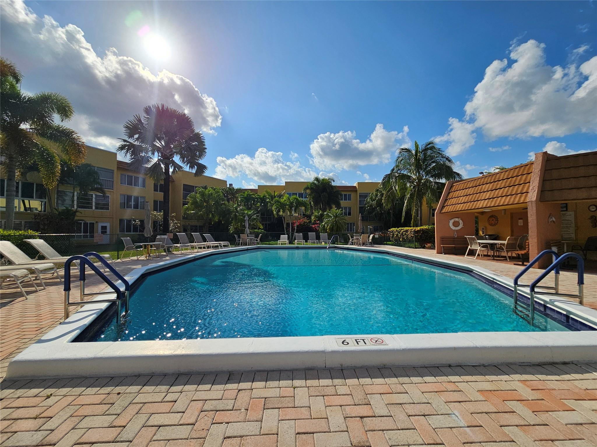 ROYAL PARK GARDENS 2-D CO - Residential