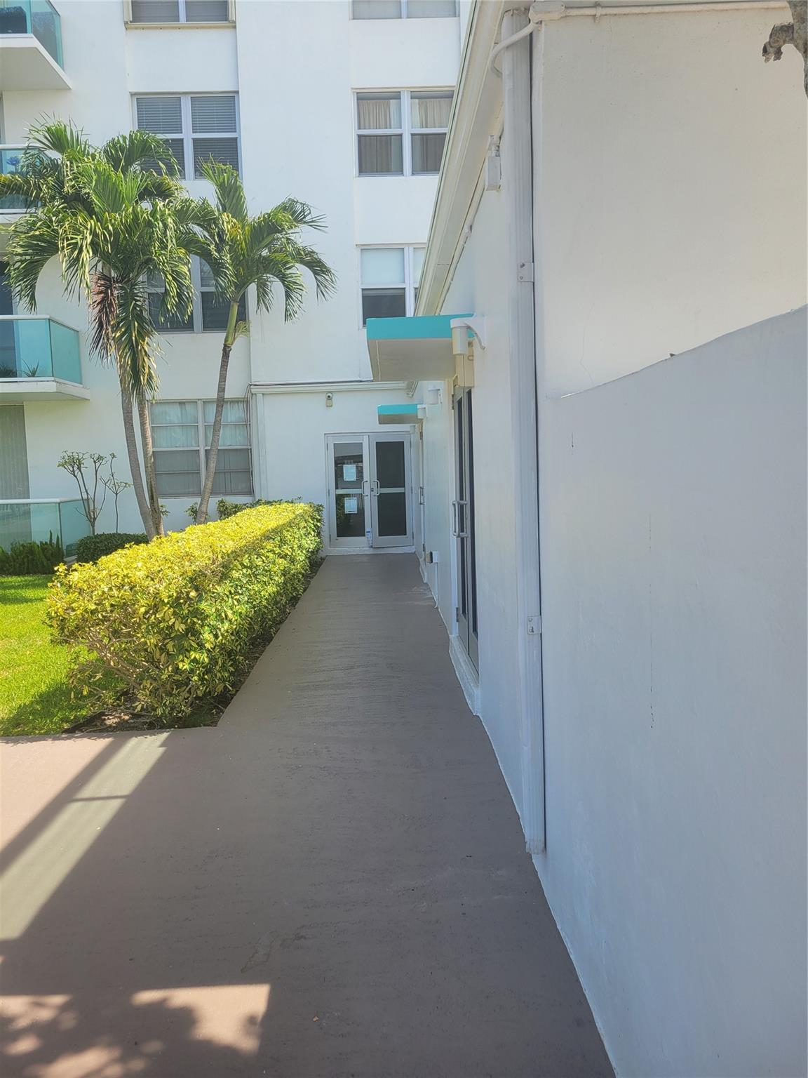 Stratford House Condo - Residential Lease