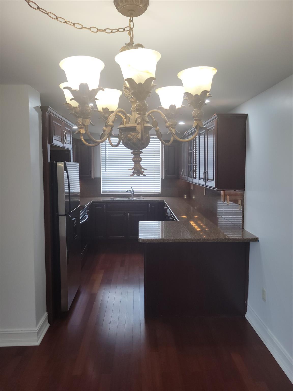 Stratford House Condo - Residential Lease