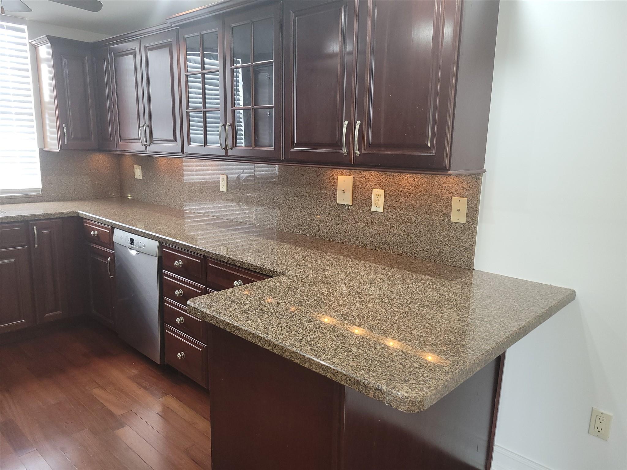 Stratford House Condo - Residential Lease