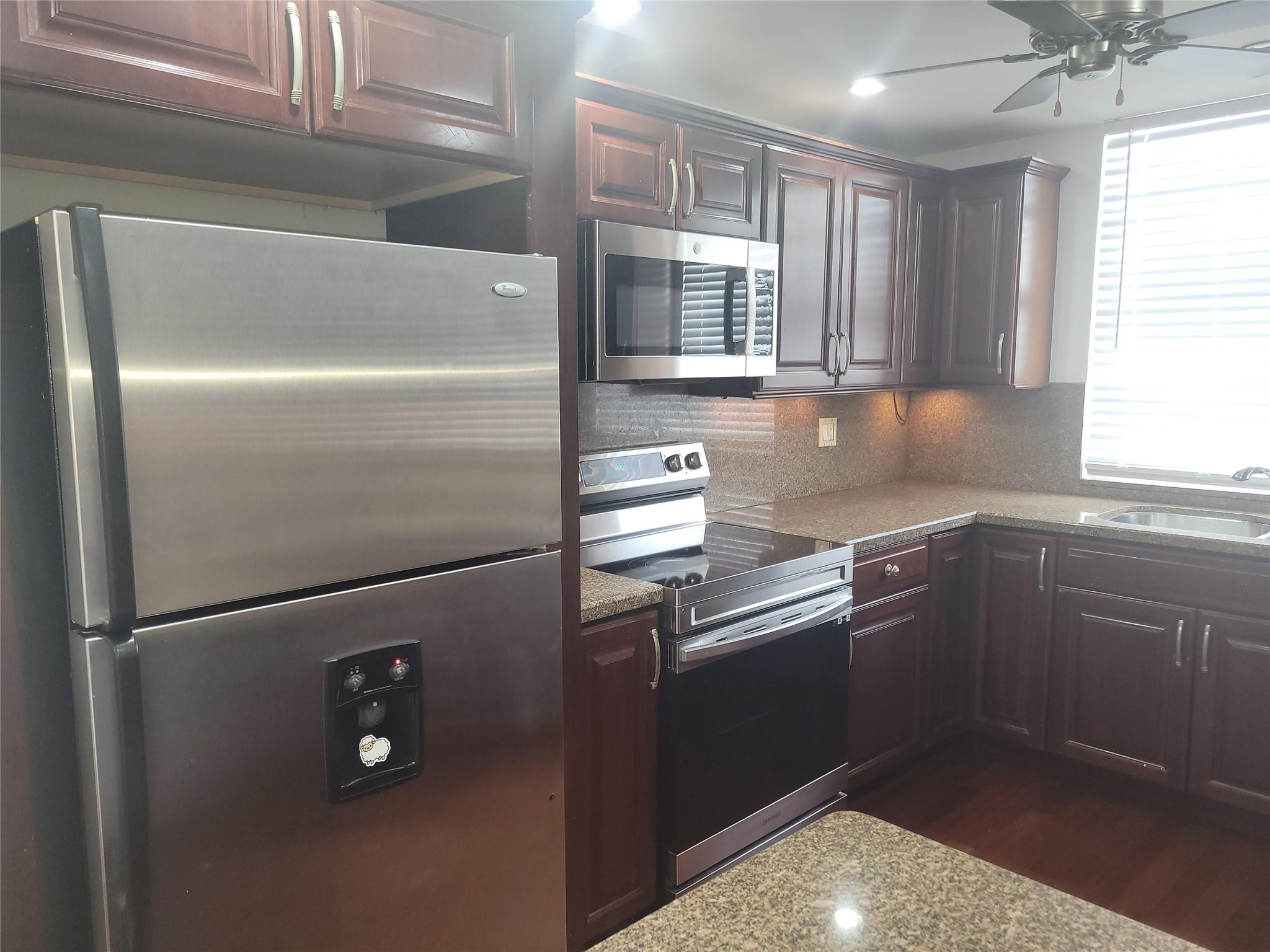 Stratford House Condo - Residential Lease