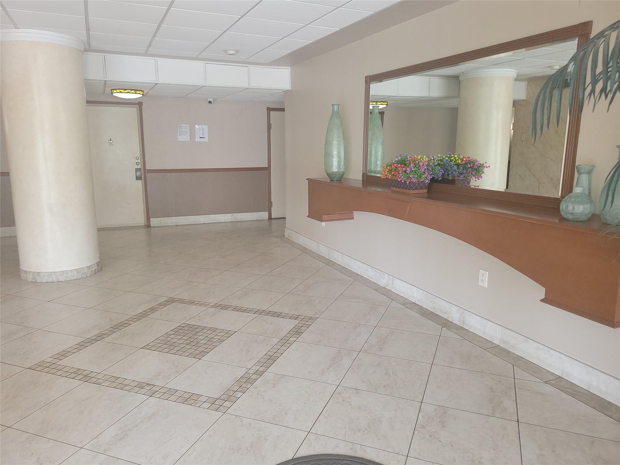 Stratford House Condo - Residential Lease