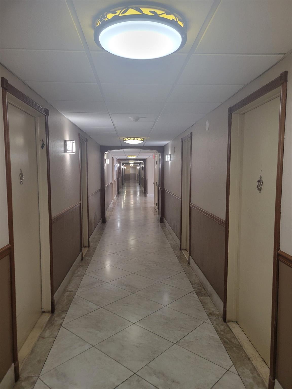 Stratford House Condo - Residential Lease