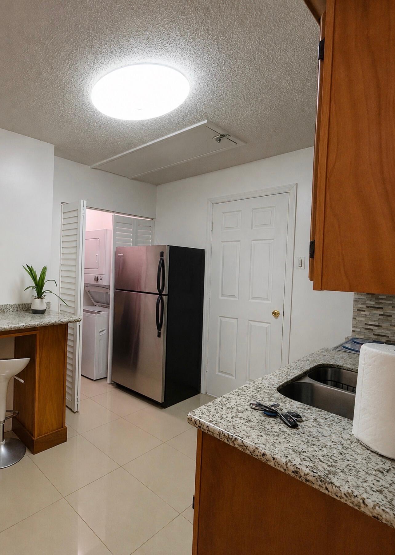 Properties 12026 Suellen Circle B