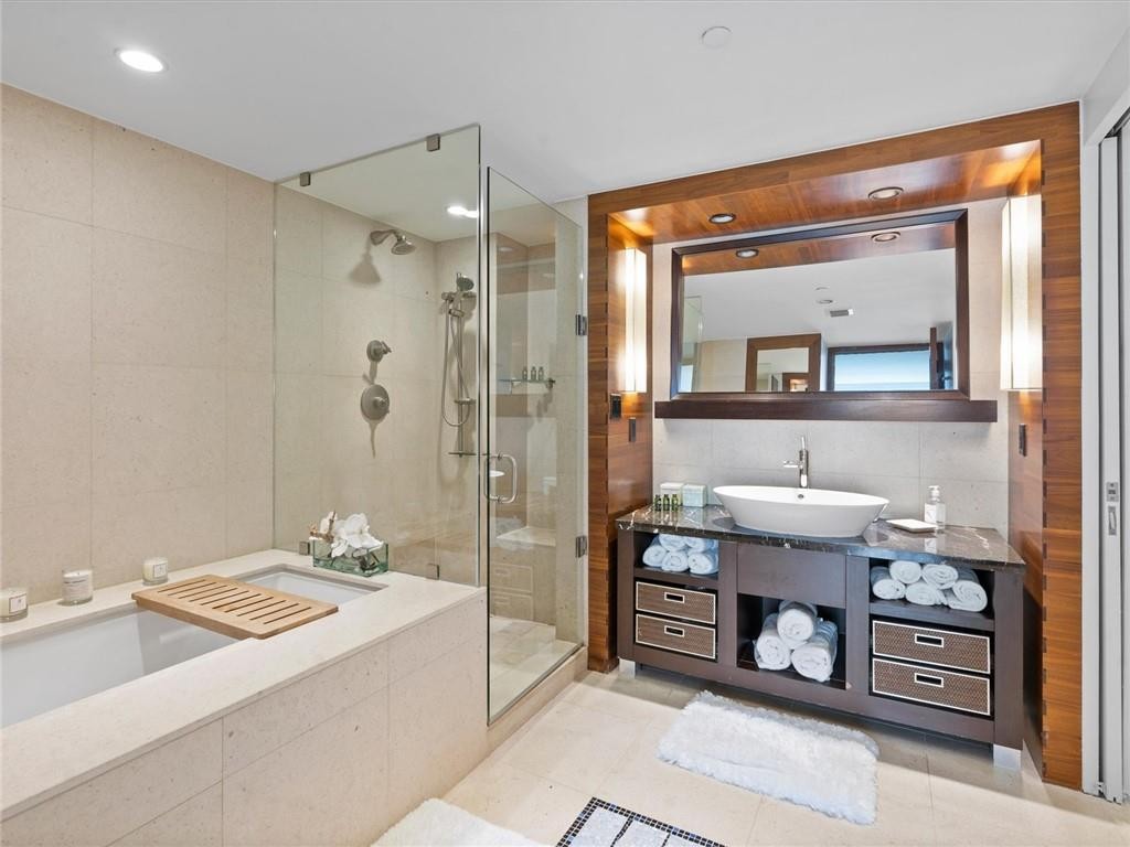Carillon Miami Beach - Residential
