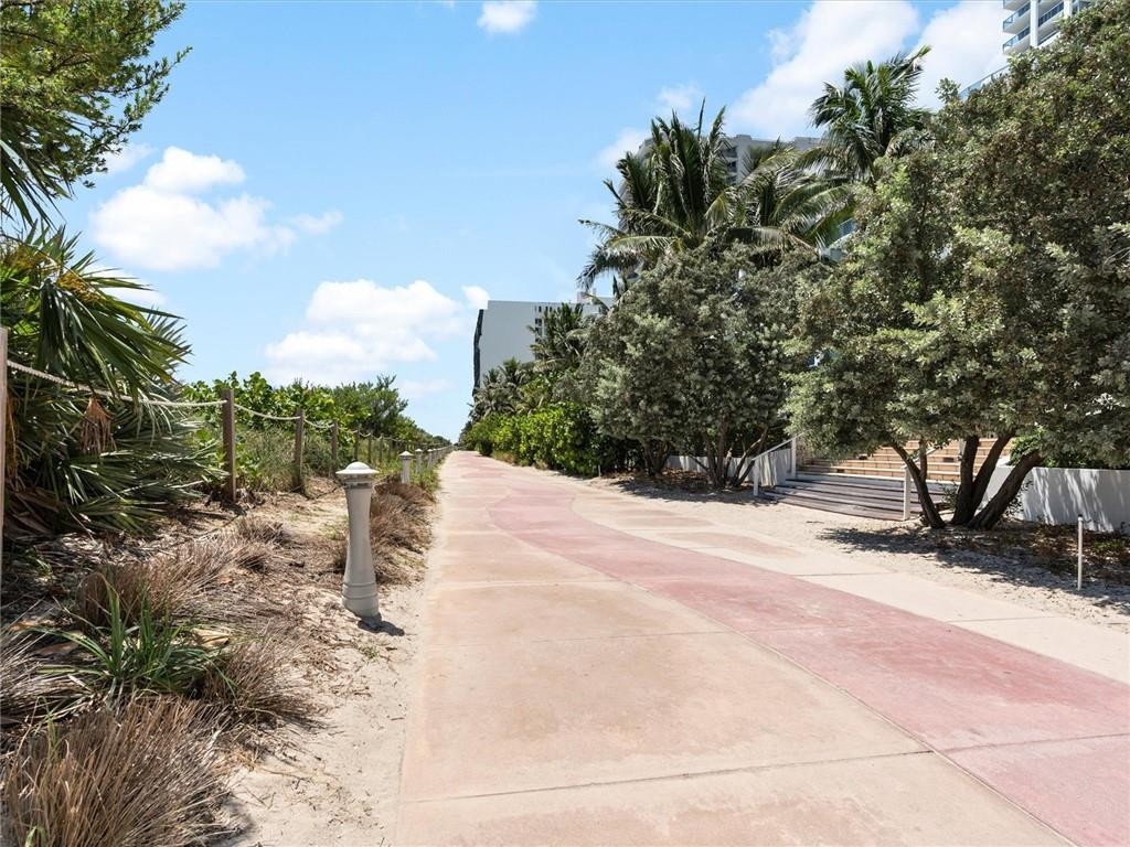 Carillon Miami Beach - Residential