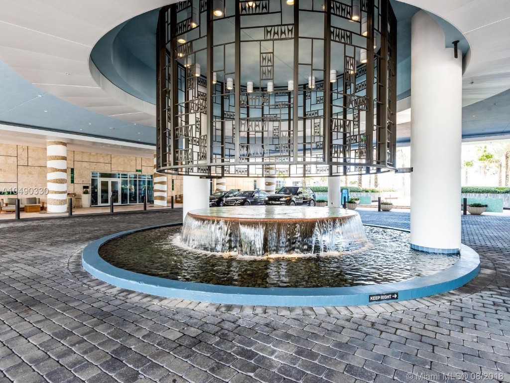 Carillon Miami Beach - Residential