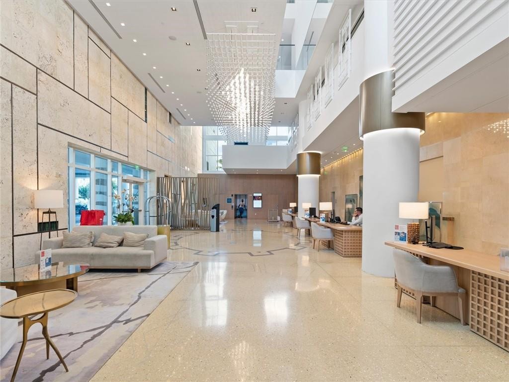 Carillon Miami Beach - Residential