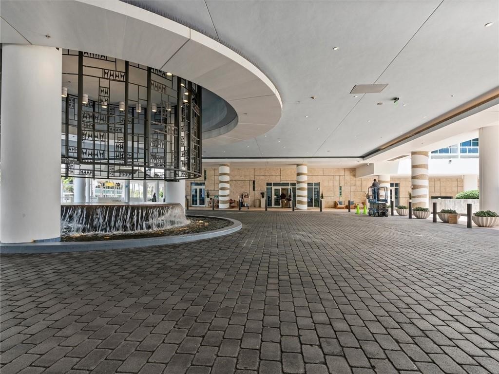 Carillon Miami Beach - Residential