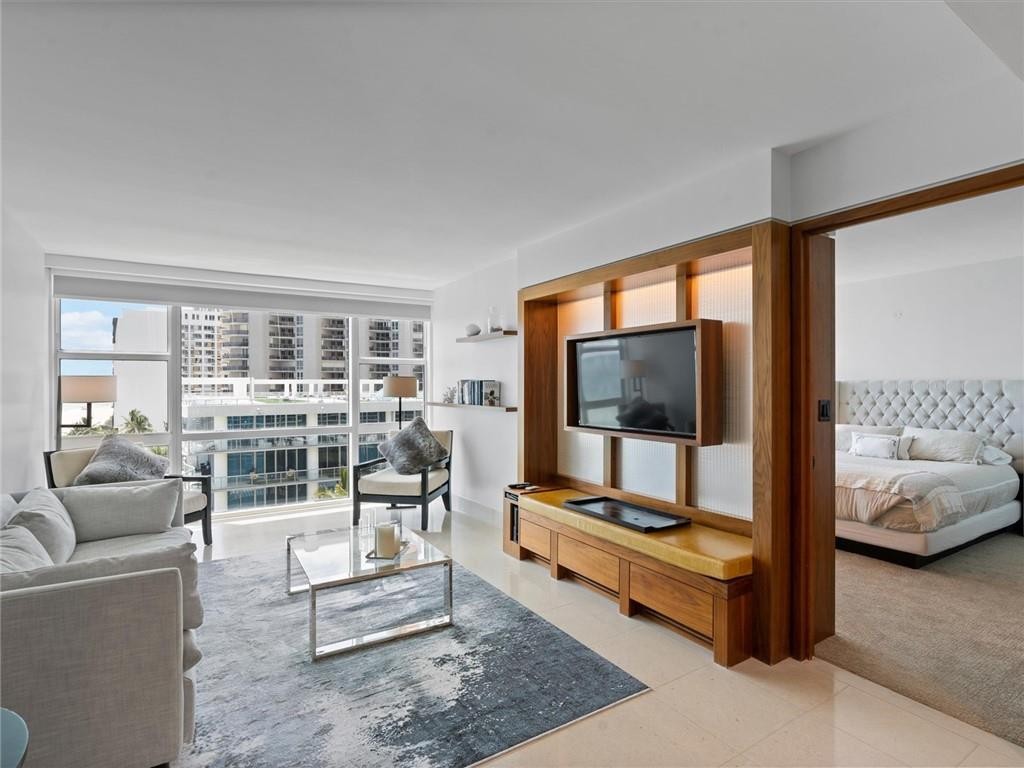 Carillon Miami Beach - Residential