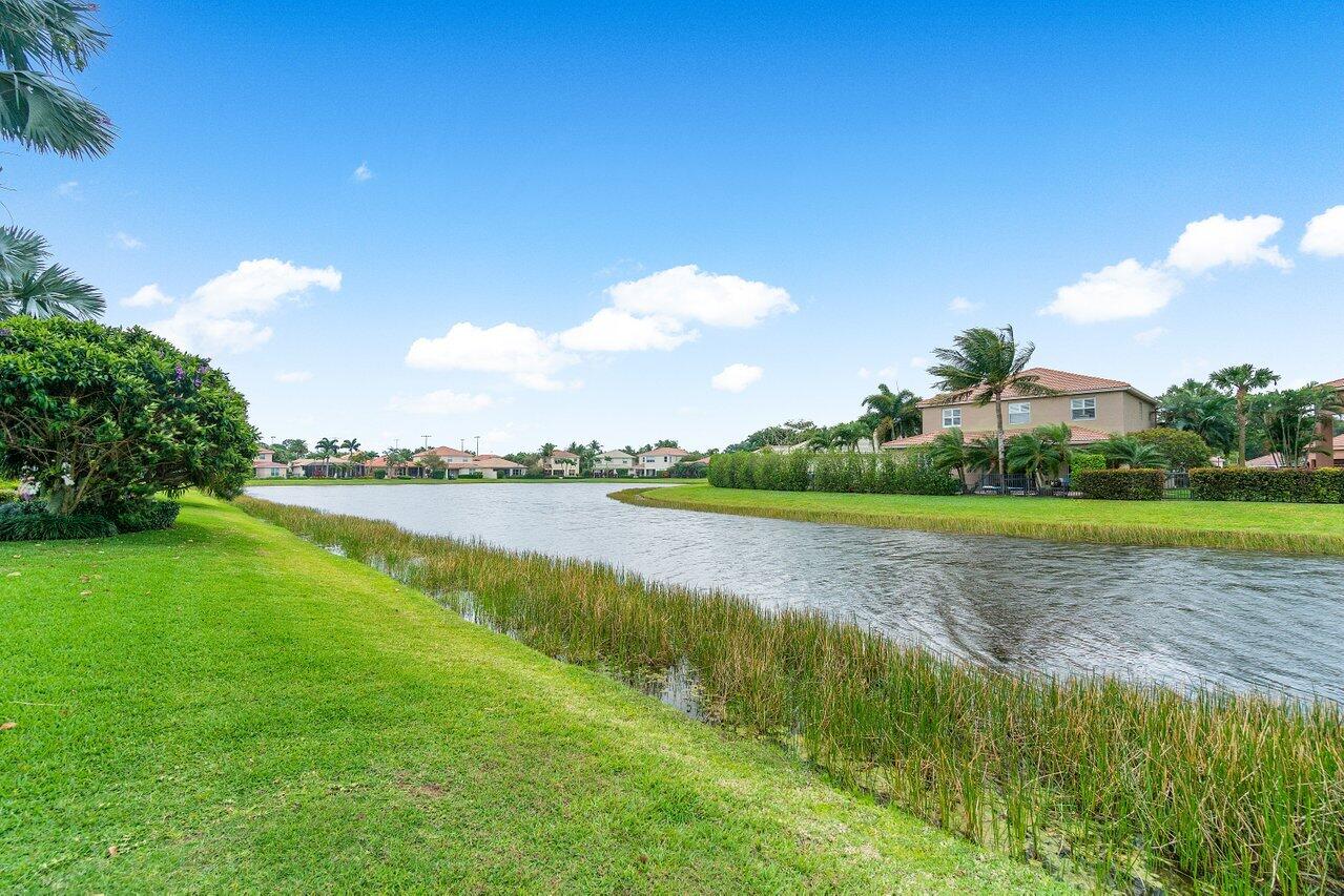 MIRABELLA AT MIRASOL B - Residential Lease