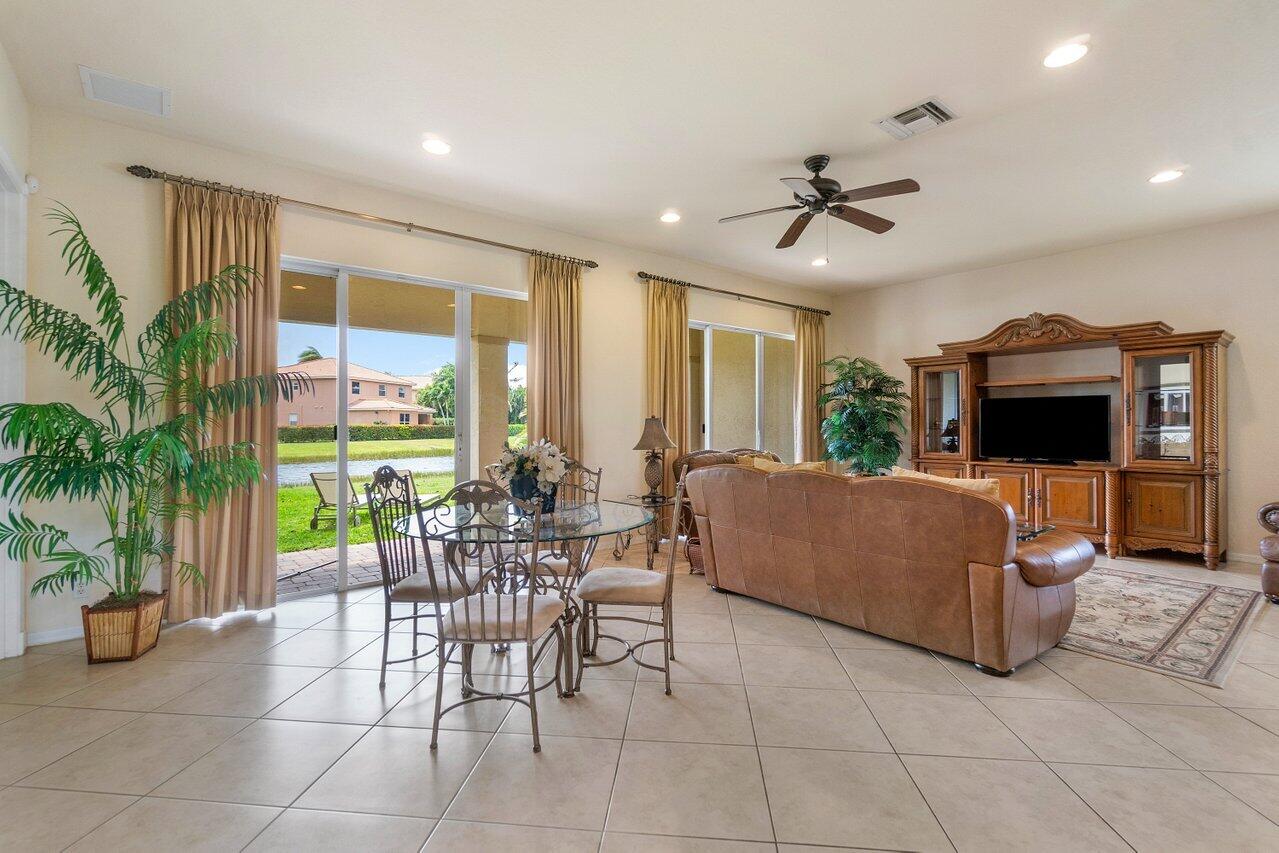 MIRABELLA AT MIRASOL B - Residential Lease