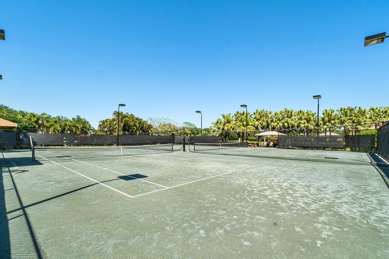 MIRABELLA AT MIRASOL B - Residential Lease