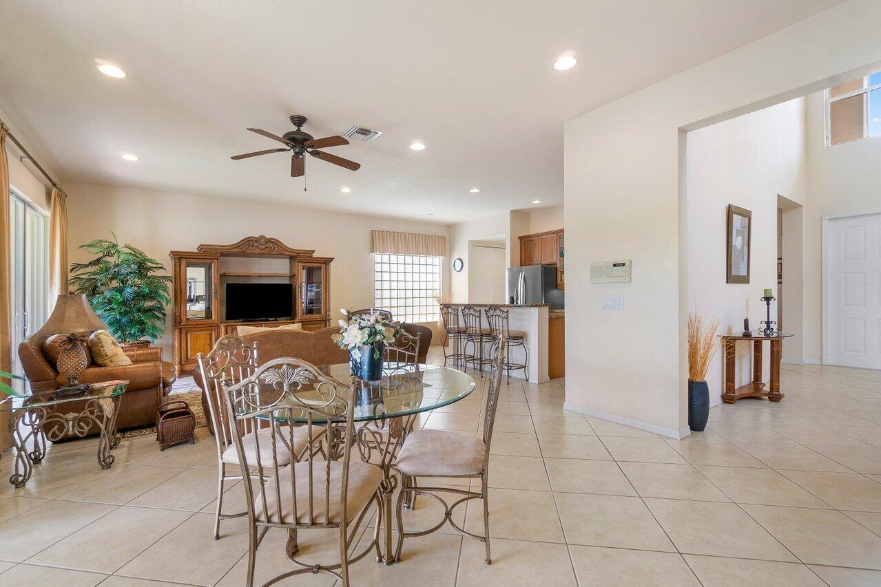 MIRABELLA AT MIRASOL B - Residential Lease