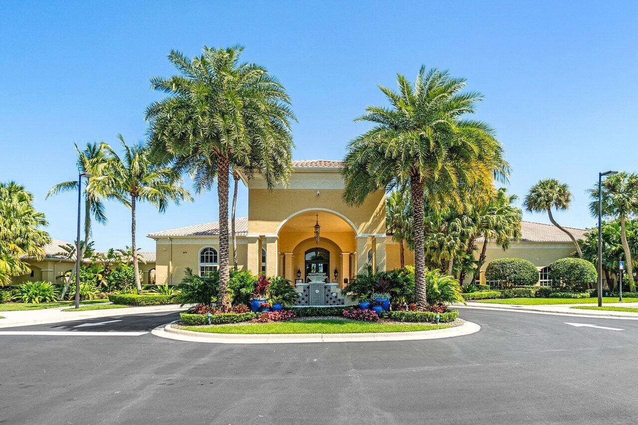 MIRABELLA AT MIRASOL B - Residential Lease