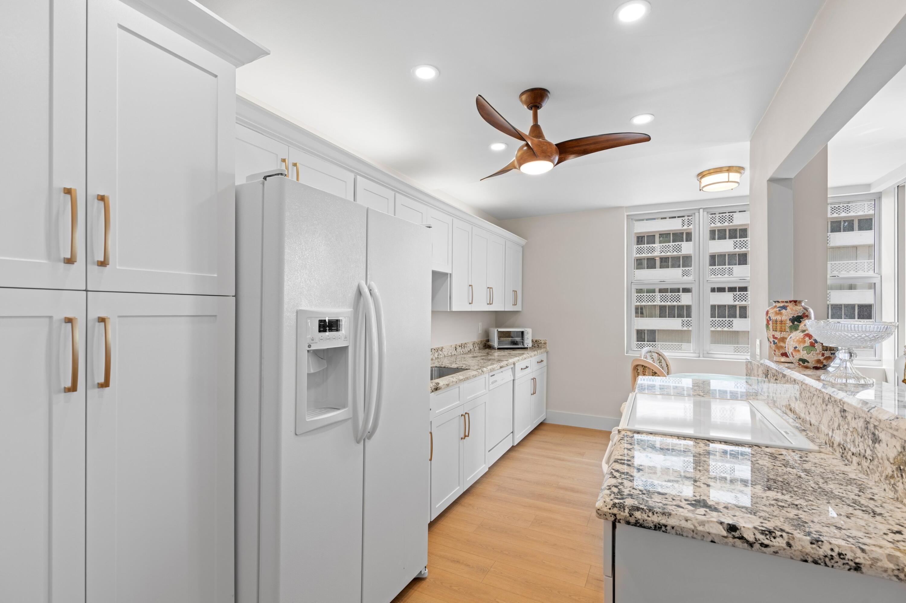 CLOISTER DEL MAR CONDO - Residential