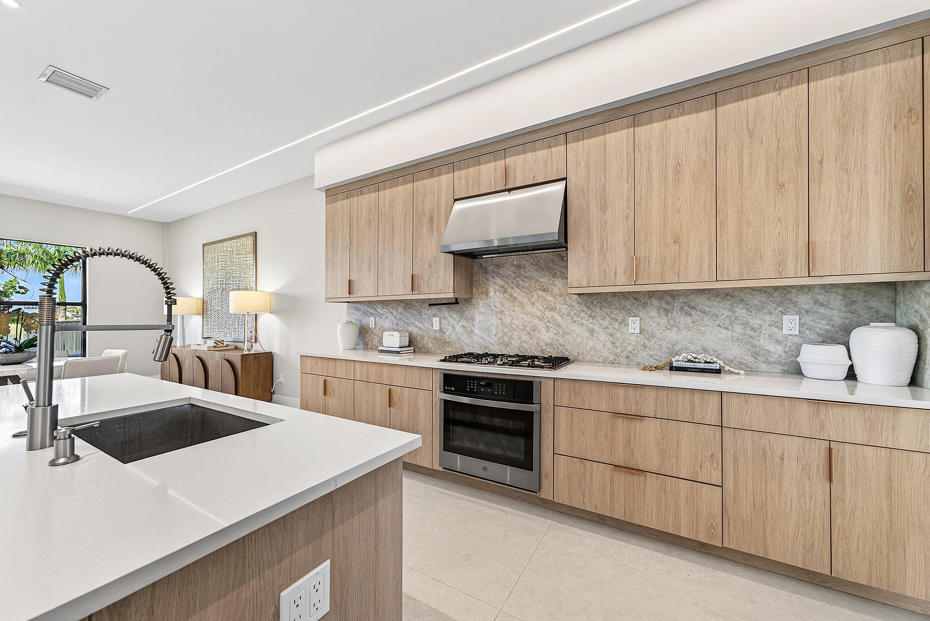 LOTUS EDGE - Residential Lease