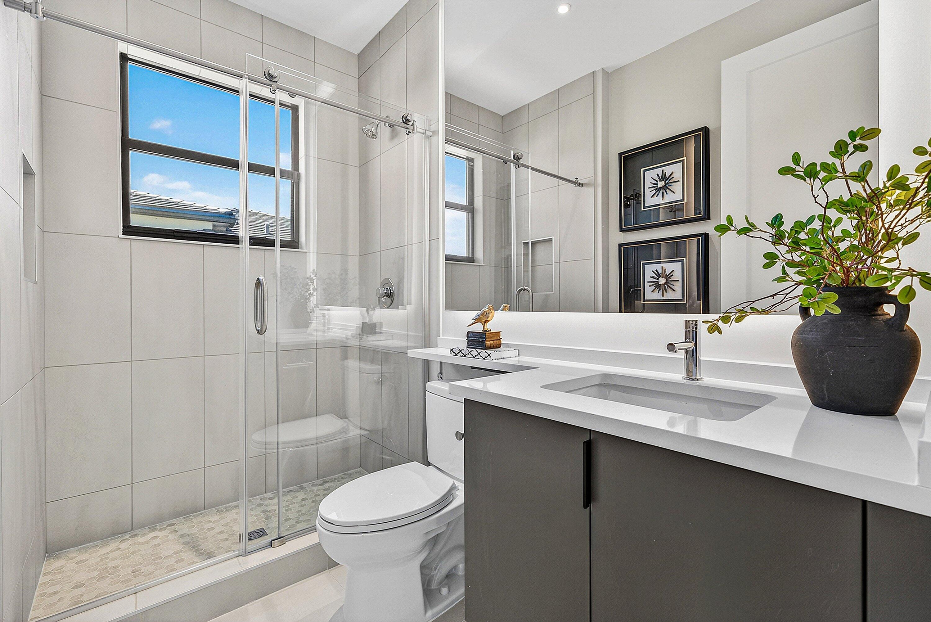 LOTUS EDGE - Residential Lease