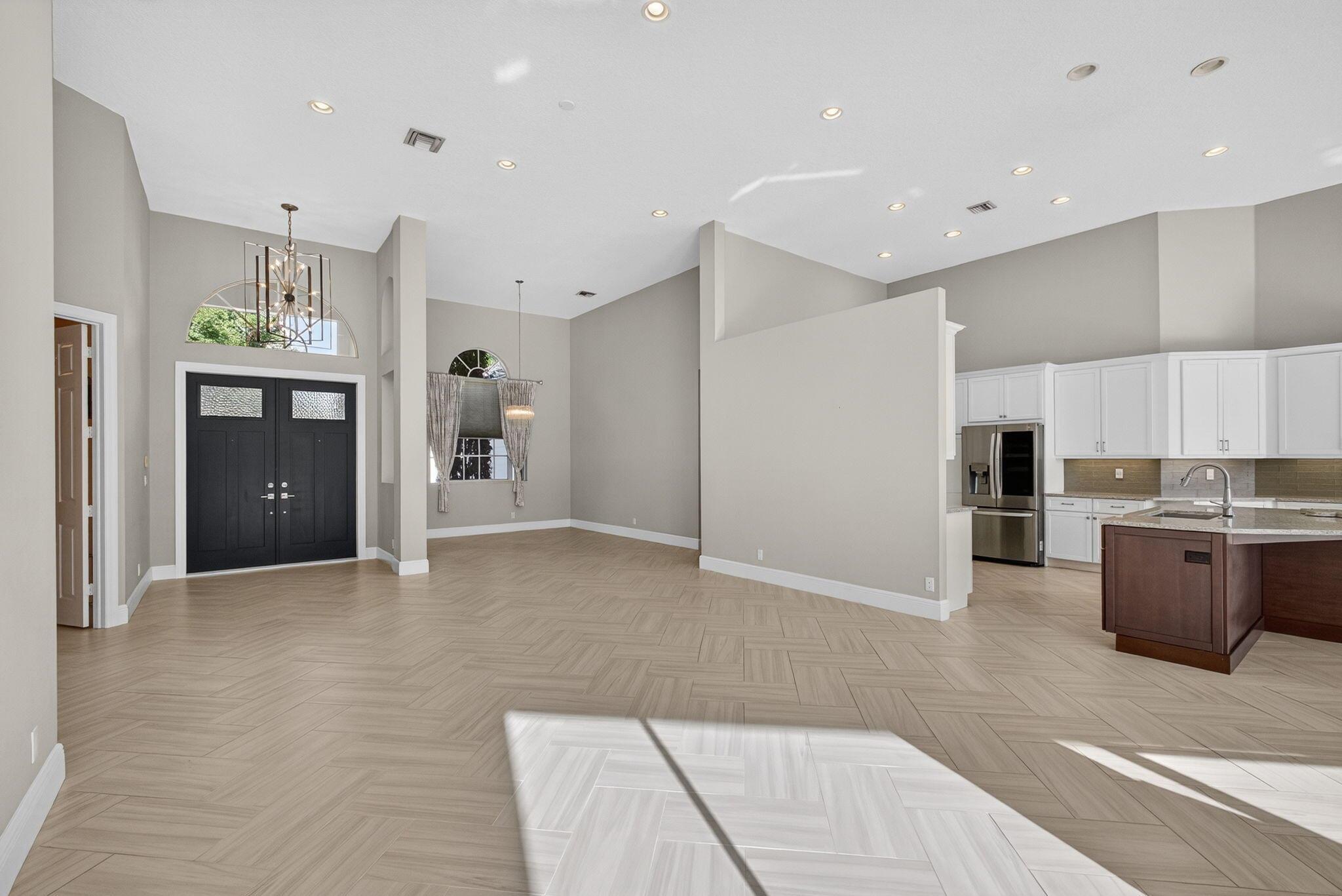 111 N River Drive W