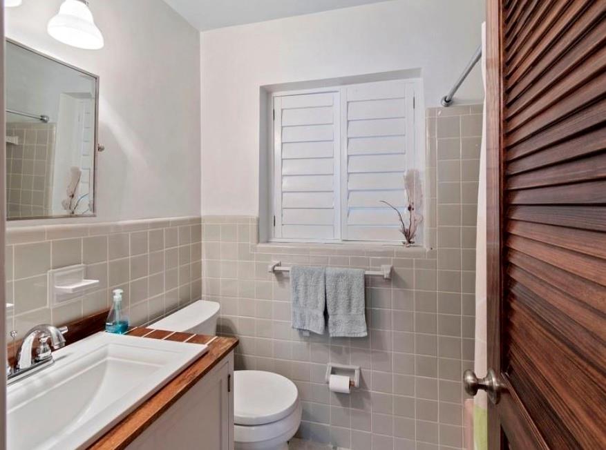 Lighthouse Bay Condo - Residential Lease