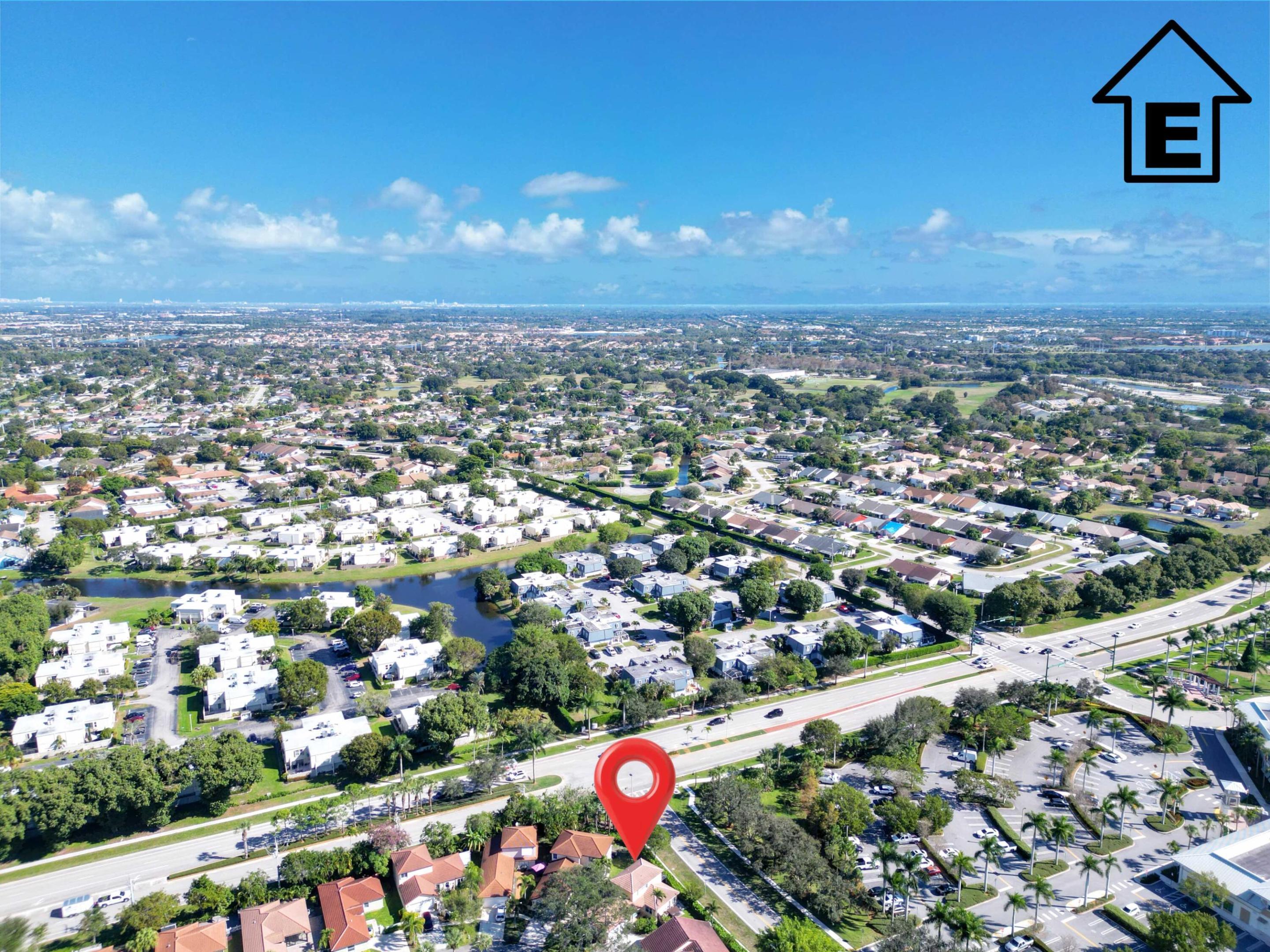 WELLINGTON DOWNS - Residential