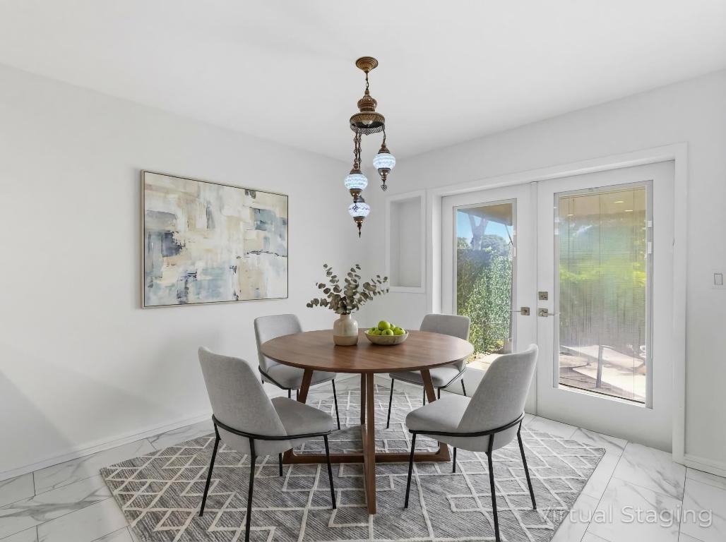 WELLINGTON DOWNS - Residential