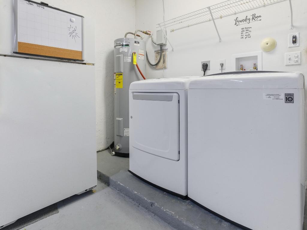 WELLINGTON DOWNS - Residential